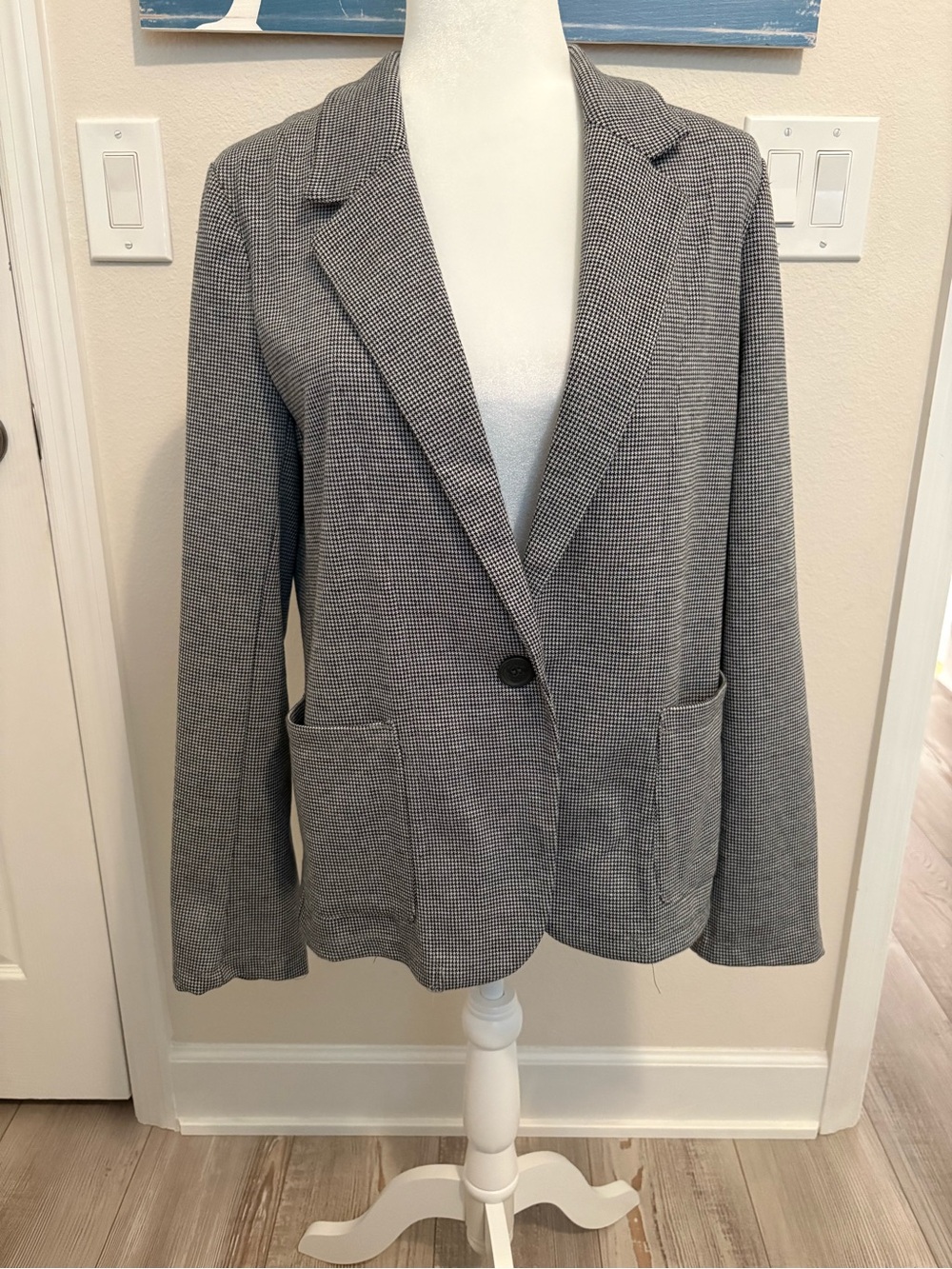 Max Studio Houndstooth Single-Button Blazer
